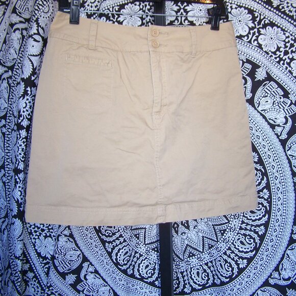 St. John's Bay Khaki Skorts Sz 10 - Picture 2 of 4